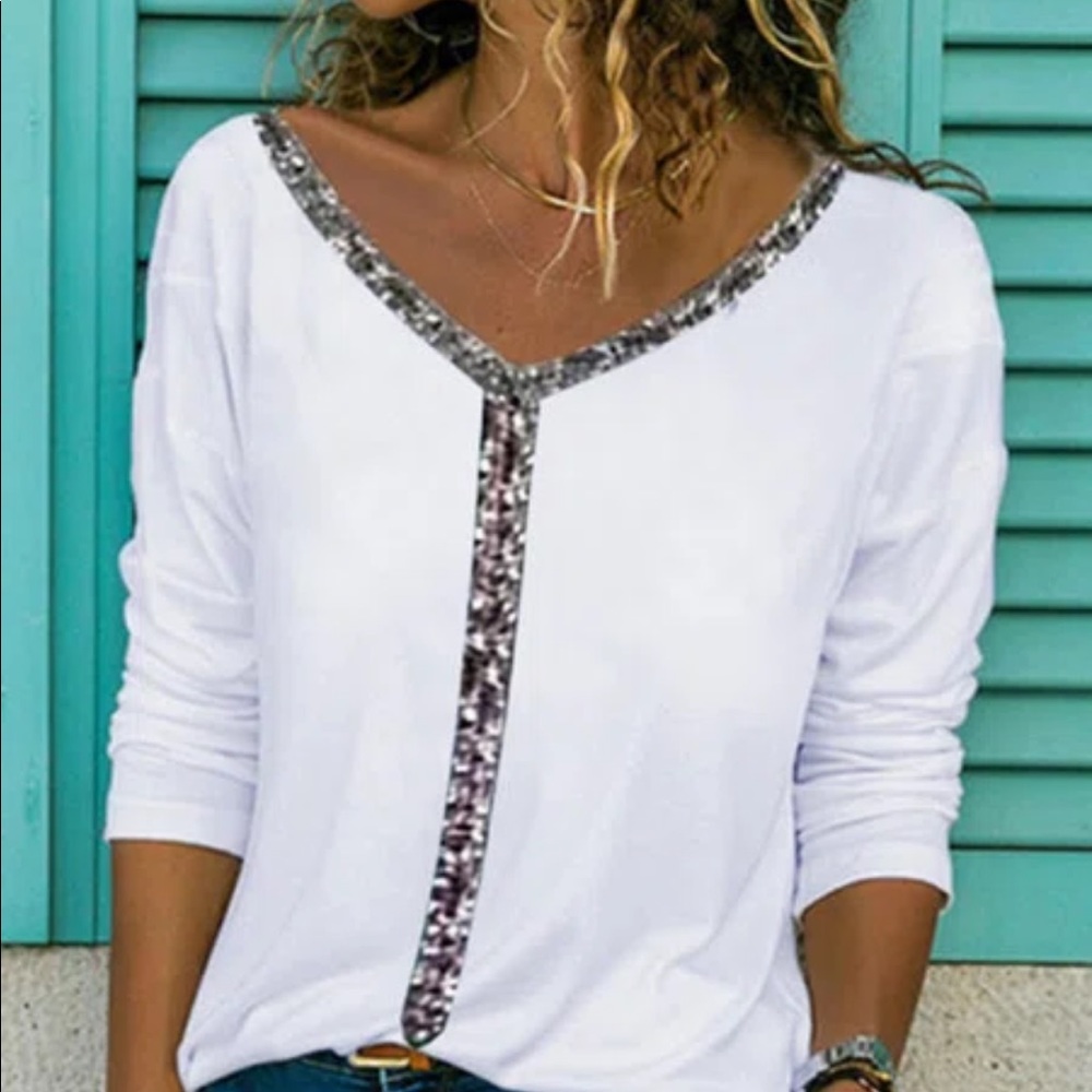 🎉New🎉Women’s Long Sleeve, Pull Over, Cotton Blend Shirt🎉